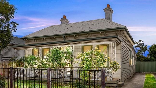 Melbourne auction market ‘bounces back’ with big sales