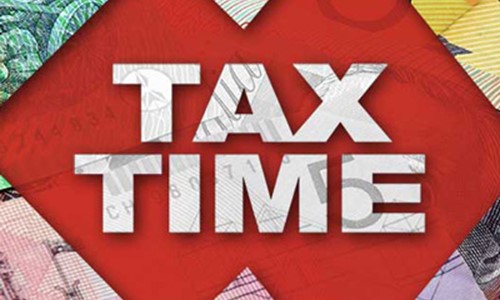 Tax return deadline looms